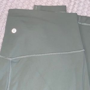 Lululemon leggings!